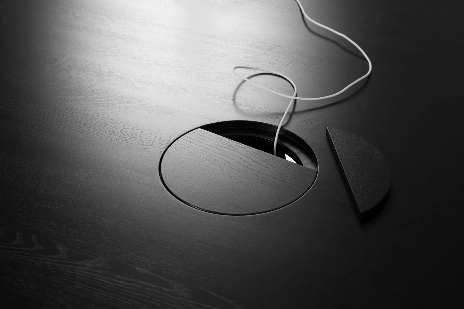 Staffan Holm Alle Round Media Table 17 Staffan Holm Alle Round Media Table