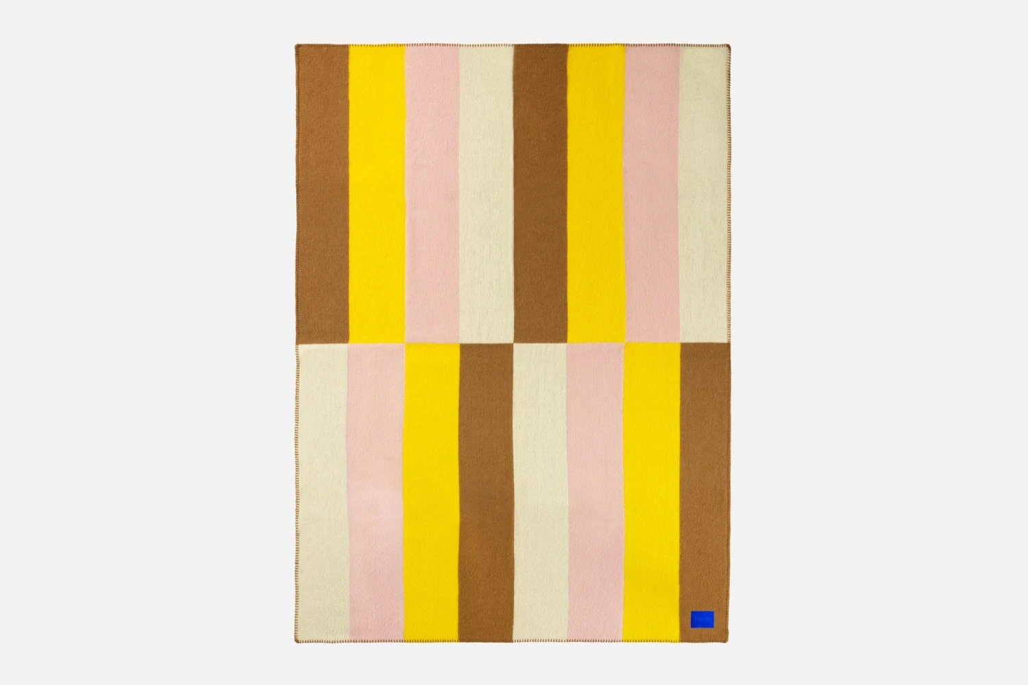 Arthur Arbesser Accessories Block Throw 5 Arthur Arbesser Accessories Block Throw