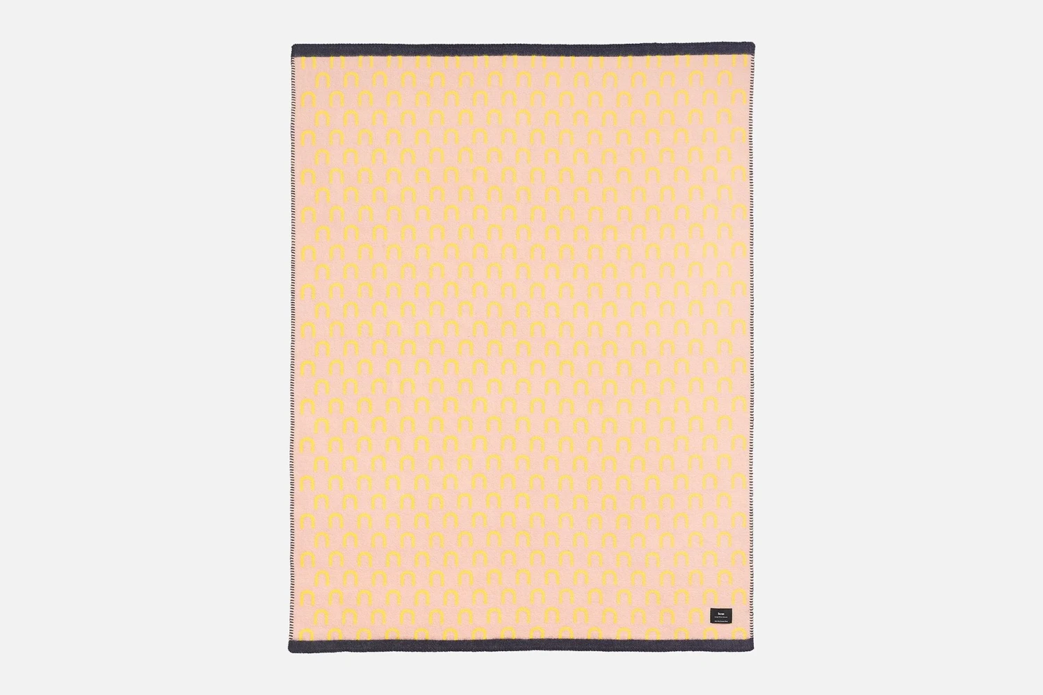 Arthur Arbesser Arch Throw Accessories 21 Arthur Arbesser Arch Throw Accessories