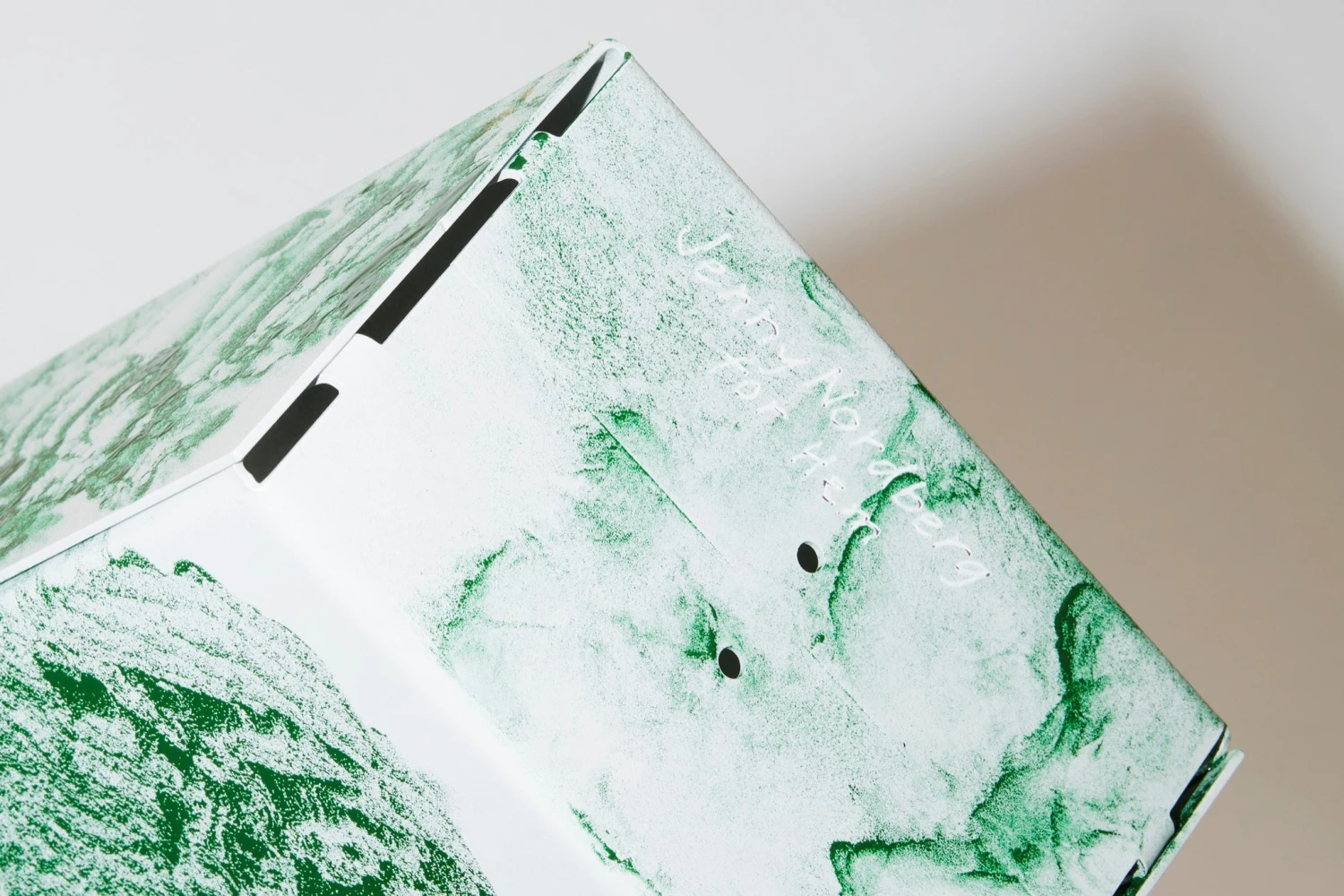 Jenny Nordberg Powder Vase 20 Jenny Nordberg Powder Vase