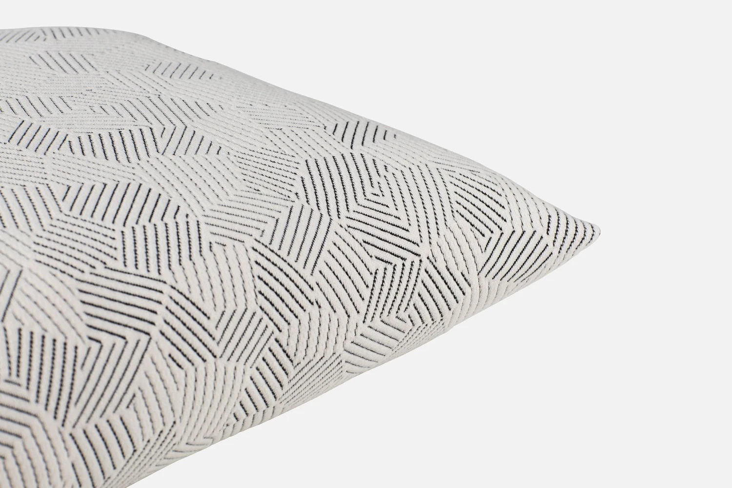 Sylvain Willenz Storm Cushion Medium Accessories 4 Sylvain Willenz Storm Cushion Medium Accessories