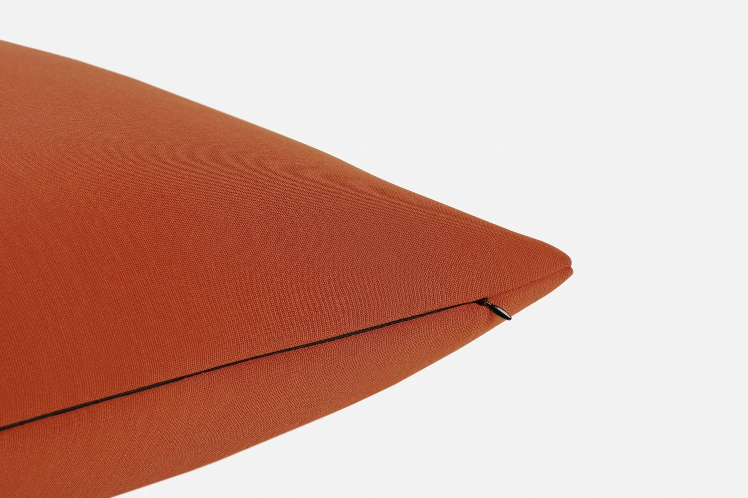 Hem Neo Cushion Medium 14 Hem Neo Cushion Medium